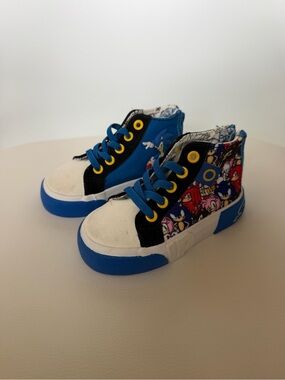 Sonic The Hedgehog Toddler Boys High Top Sneakers Blue Size 6 Zipper Back SEGA